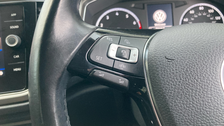 Volkswagen T-Roc 1.5 TSI EVO SE 5dr DSG Petrol Hatchback